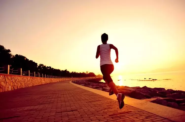 Μισή ώρα πρωινό τρέξιμο για αποτελεσματική απώλεια βάρους